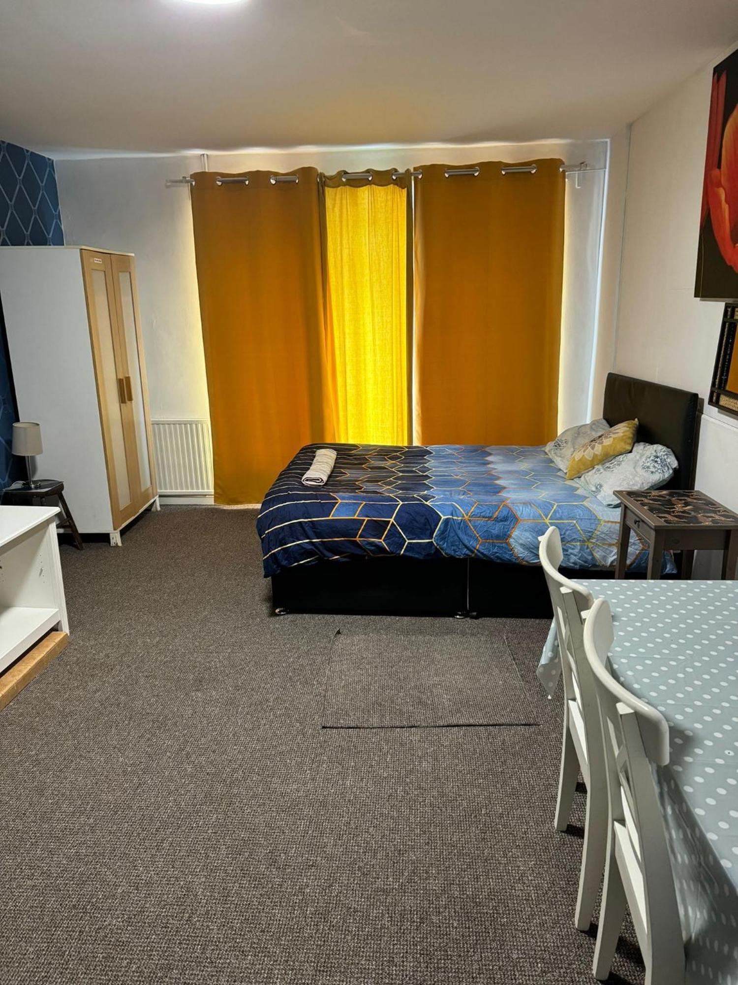 Gatwick Star Night Stay - Gatwick Crawley (West Sussex) Exterior foto
